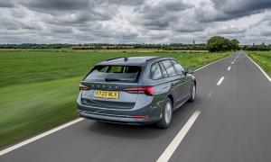 Skoda Octavia Estate 2020 года  (UK)